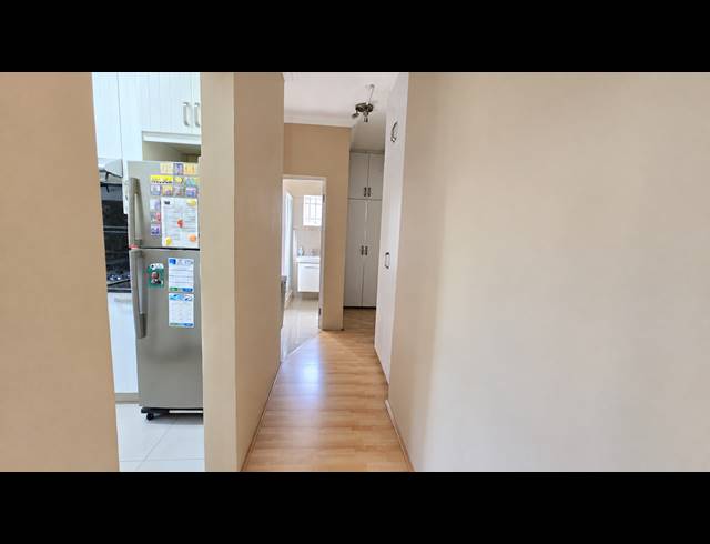 2.5 BEDROOM APARTMENT FOR SALE IN GLENWOOD